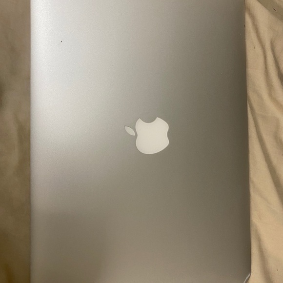 MacBook - Picture 1 of 13